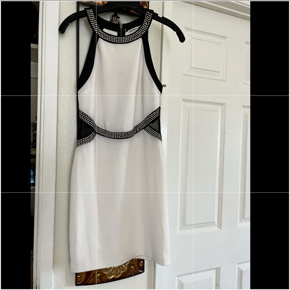 Short dress